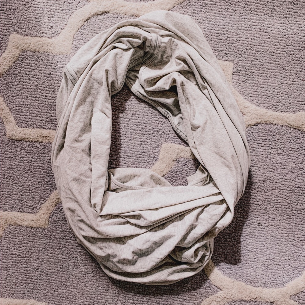 Lululemon infinity scarf/Shaw